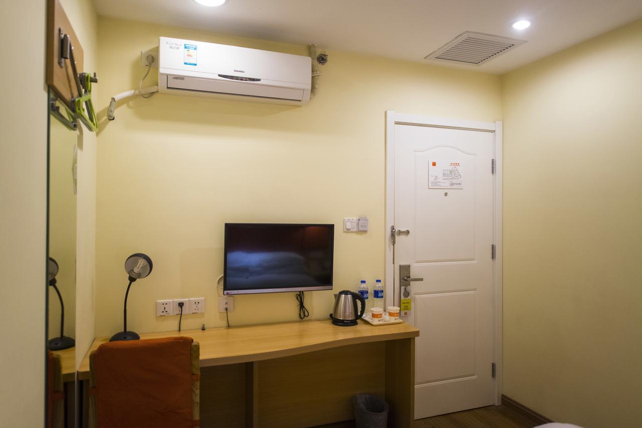 Home Inn Chengdu Kuanzhai Alley New City Square Exterior foto